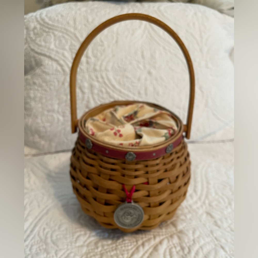 2004 Pasedena Rose Bowl Longaberger basket